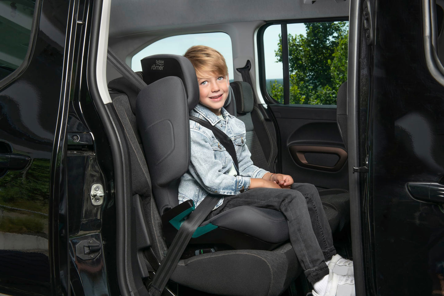 Britax Römer Discovery Plus 2 i-Size Kindersitz – Night Blue